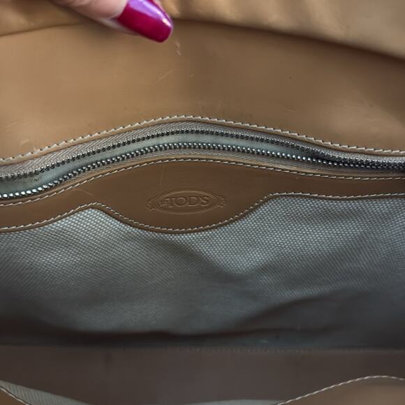 Vintage 90s Tod’s Tan Di Bag Top Handle Zip Closure Tote Purse - Picture 6 of 10